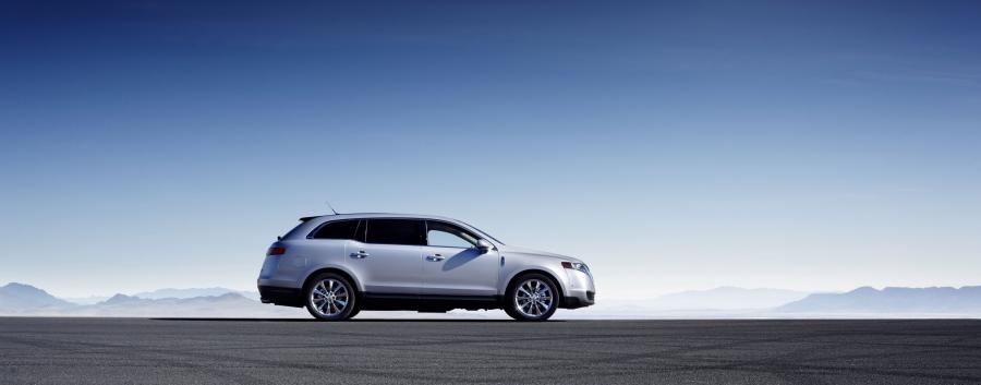  Lincoln MKT 2010 года  (фото 46 из 79)